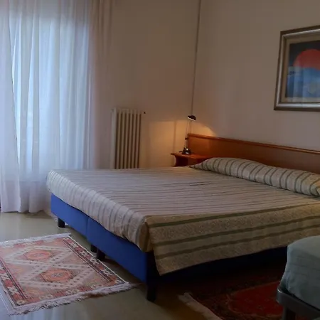 Europa Hotel 3*